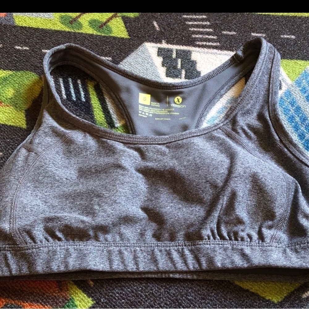 Sports bra